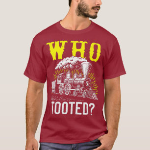 Camiseta O Comboio Arrastado Aproxima Comboio Da Estrada De