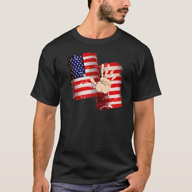 Camiseta O Compromisso De Lealdade Fez Com Que Os Eua Fla F (Frente)