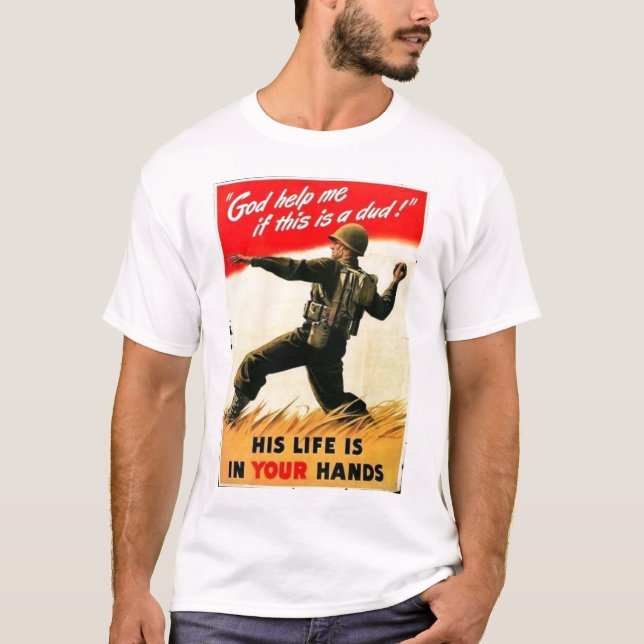 Camiseta O deus ajuda-me a propaganda WW1 (Frente)
