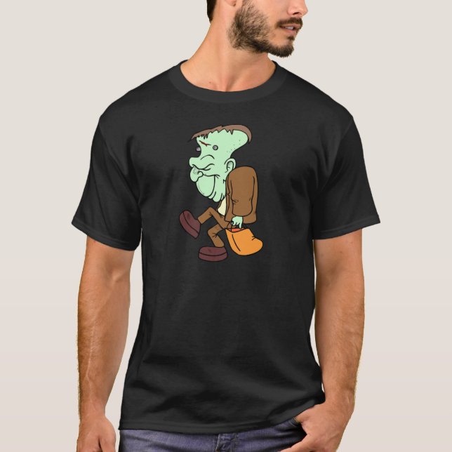 Camiseta O Dia das Bruxas trata Frankenstein (Frente)