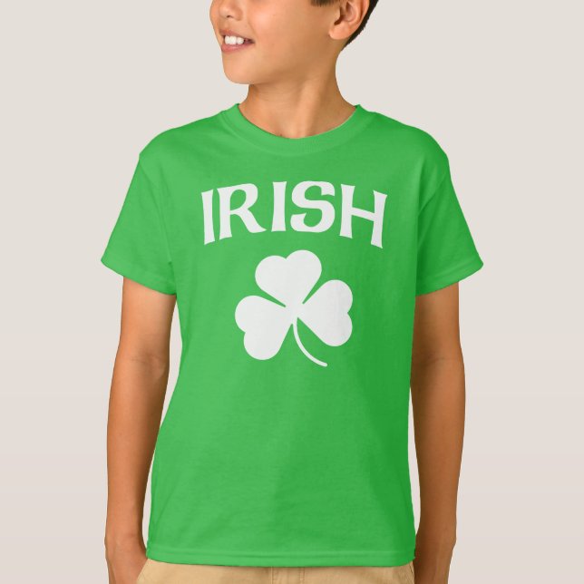 Camiseta O dia de St Patrick irlandês do trevo (Frente)