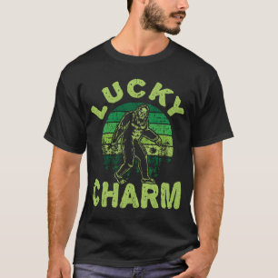 Camiseta O encanto afortunado Bigfoot Sasquatch ventila o