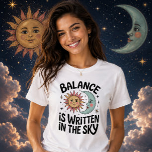 Camiseta O Equilíbrio Está Escrito No Céu Sol Lua Celestial