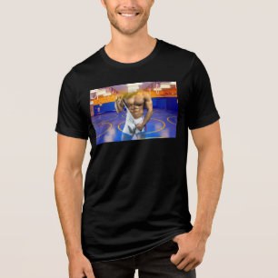 Camiseta O homem muscular de SlipperyJoe boja trai de ginás
