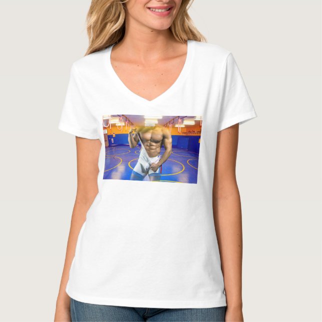 Camiseta O homem muscular de SlipperyJoe boja trai de ginás (Frente)