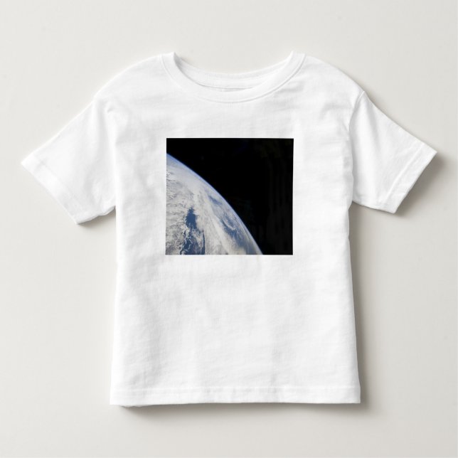 Camiseta O horizonte da Terra e a escuridão do espaço (Frente)