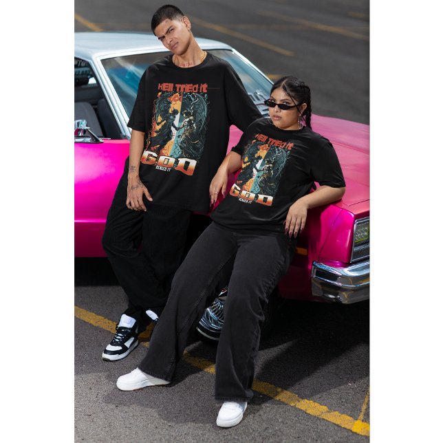 Camiseta O Inferno Tentou Que Deus Negasse A Fé Cristã (Criador carregado)