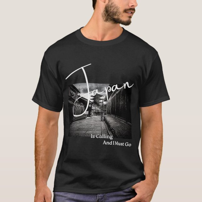 Camiseta O Japão está chamando e eu preciso ir para a foto  (Frente)