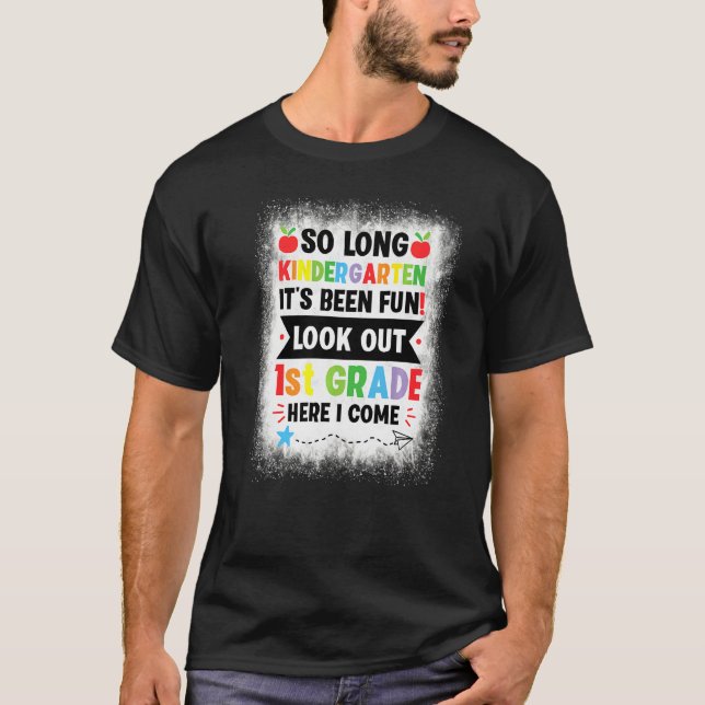 Camiseta O Jardim De Infância Tão Longo Que Desmaiou (Frente)