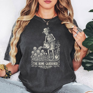 Camiseta O Jardineiro de Ossos Caveira Flor Arte