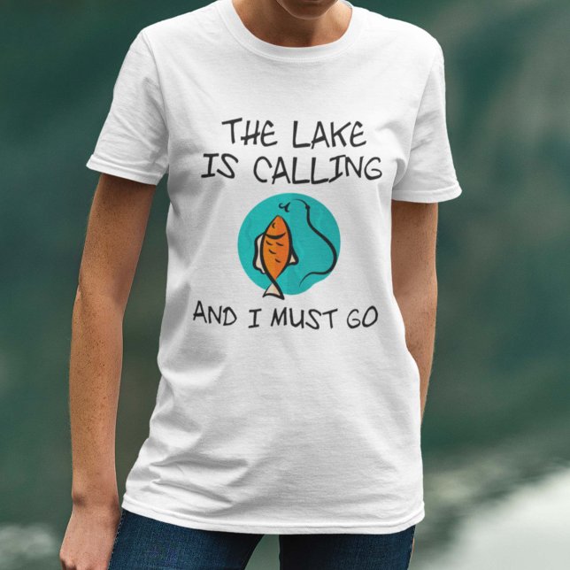 Camiseta O Lago Está Ligando E Eu Preciso Ir (The Lake Is Calling And I Must Go Shirt)