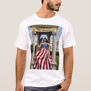 Camiseta O lugar de uma mulher está na resistência