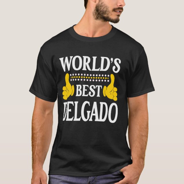 Camiseta O Melhor Mundo de Sobrenomes da Equipe de Apelidos (Frente)
