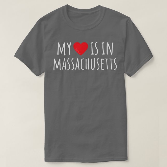 Camiseta O MEU CORAÇÃO ESTÁ EM MASSACHUSETTS, UM Estado Ame (Frente do Design)
