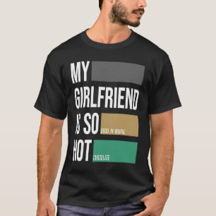 Camiseta O meu namorada é um parceiro de chocolate quente
