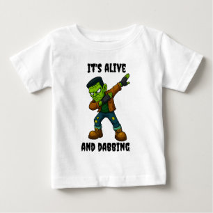 Camiseta O monstro do título está vivo e é o melhor para o
