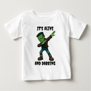 Camiseta O monstro do título está vivo e é o melhor para o