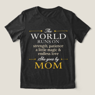 Camiseta O Mundo Funciona Com Amor Ela Se Chama Mamãe Carvã