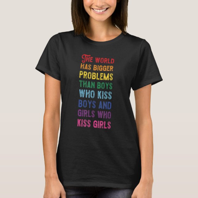 Camiseta O Mundo Tem Problemas Maiores Do Que A Comunidade  (Frente)