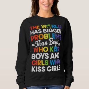 Camiseta O Mundo Tem Problemas Maiores Orgulho gay Mês Lgbt