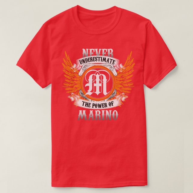 Camiseta O Nome De Marinho Nunca Subestima O Poder De (Frente do Design)