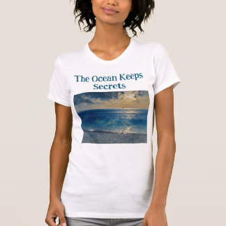 Camiseta O Oceano Guarda Segredos – Uma Paisagem Marinha Ca