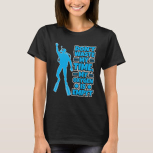 Camiseta O oxigênio da unidade de mergulho está vazio Scuba