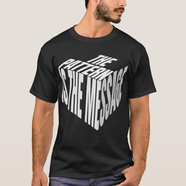 Camiseta O Padrão É A Mensagem | Thinker Design (Frente)