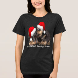 Camiseta O Papai Noel Está Chegando à Cidade Rottweiler Fof