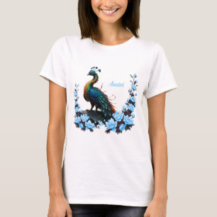Camiseta O pavão majestoso: Uma peça de cores na natureza.