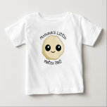 Camiseta O Pequeno Baile Matzo da mamãe<br><div class="desc">O Pequeno Baile Matzo da mamãe com uma bola matzo gigante com um rosto sorridente.</div>