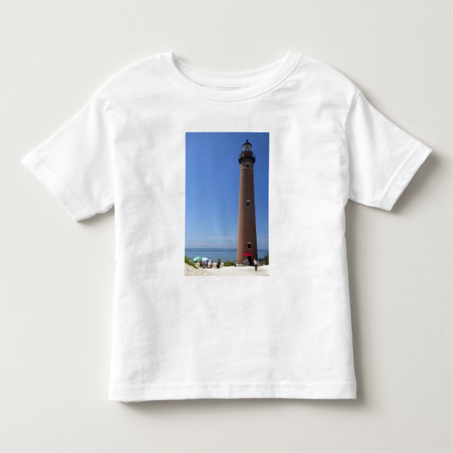Camiseta O Pequeno Ponto Sáptico Luz no Lago Michigan (Frente)