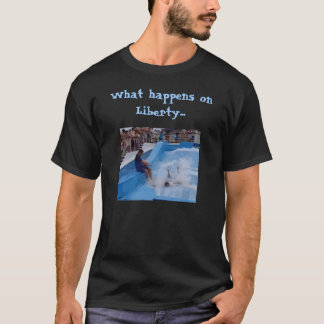 Camiseta O que acontece na liberdade… (a versão escura)