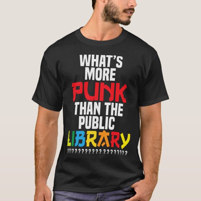 Camiseta O que é mais "Punk" do que a Biblioteca Pública? (Frente)
