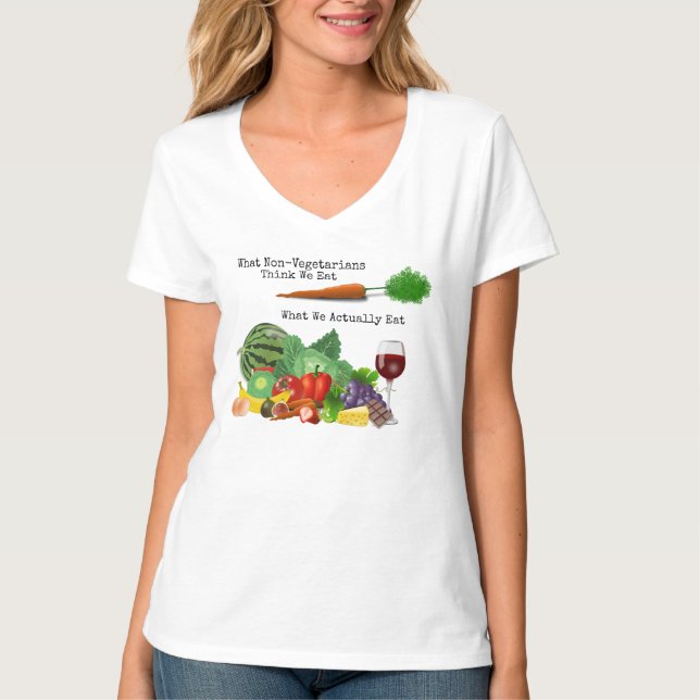 Camiseta O que os não vegetarianos acham que comemos... (Frente)