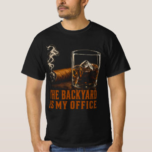 Camiseta O Quintal É Meu Escritório Farto Bourbon Charuto