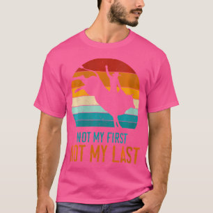 Camiseta O Rodeo Engraçado Não É O Meu Primeiro Touro Touro