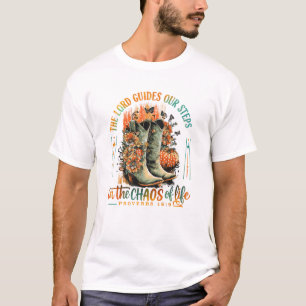 Camiseta O Senhor Guia Nossos Passos No Caos Da Vida