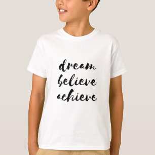 Camiseta O sonho acredita consegue a pia batismal do preto