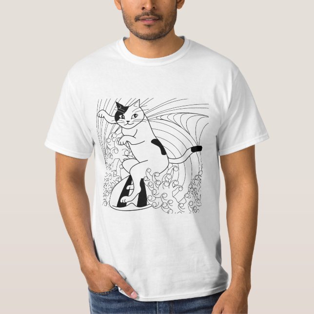 Camiseta O surf bonito engraçado surfando do gato ostenta a (Frente)