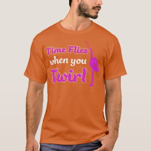Camiseta O Tempo Voa Quando Você Gira Baton Engraçado Grelh