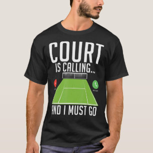 Camiseta O Tribunal está chamando e eu tenho que ir Tênis