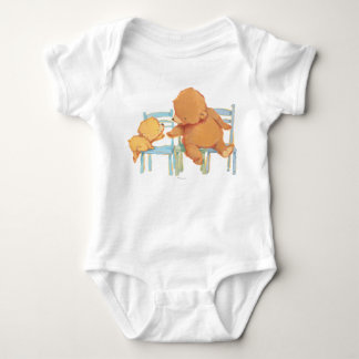 Camiseta O urso de Brown grande ajuda pouco urso amarelo