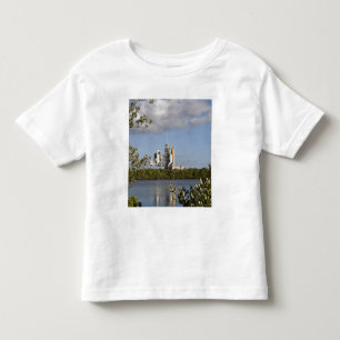 Camiseta O vaivém espacial Atlantis senta pronto