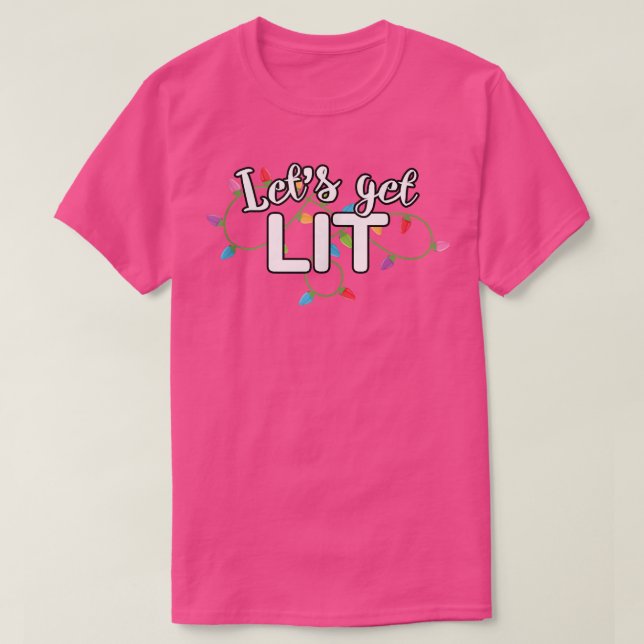 Camiseta O Vamos das Luzes de Natal Fica Presente (Frente do Design)