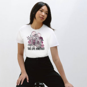 CAMISETA O VERDADEIRO AMOR NUNCA MORRE   KISSING DE ESQUELE