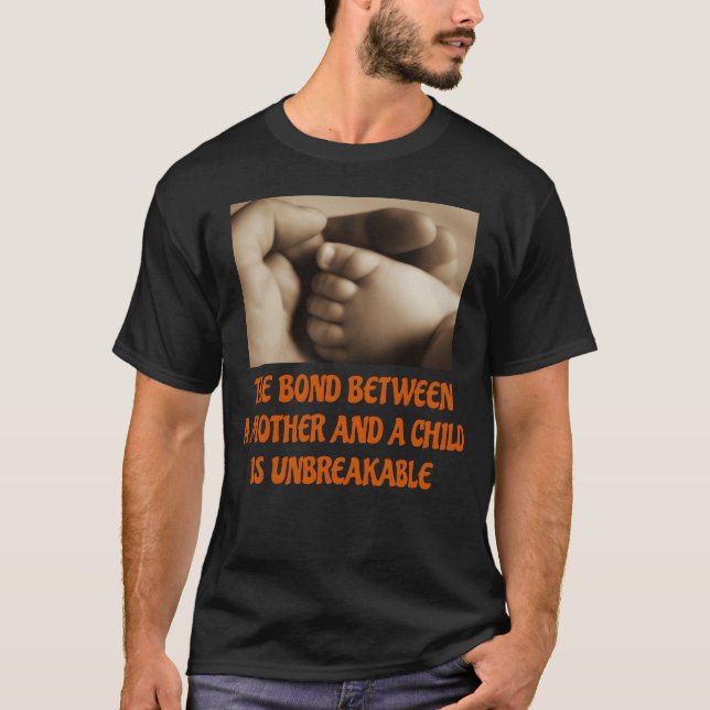 Camiseta O vínculo entre uma mãe e uma cria (Frente)