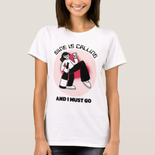 Camiseta O Vinho Está Chamando e Eu Devo Ir   Humor de Bebi