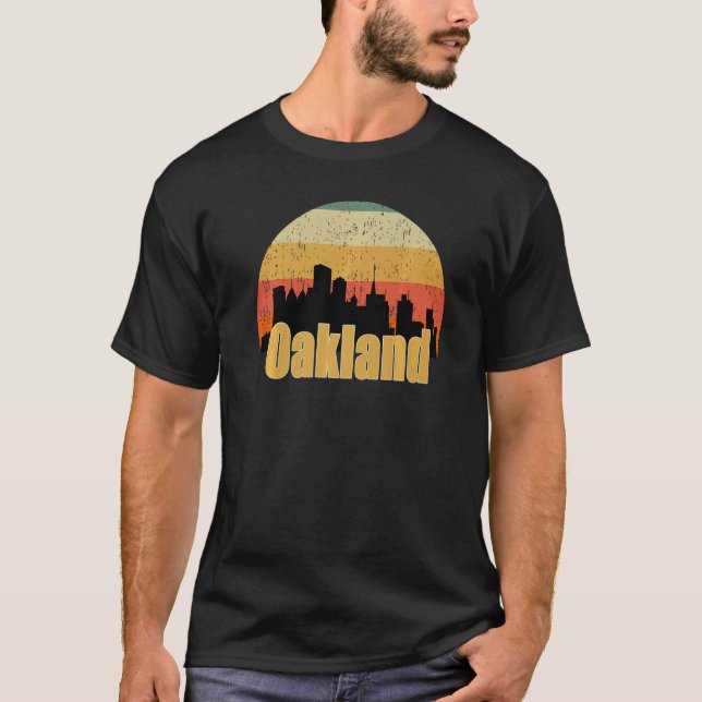 Camiseta Oakland Skyline Silhouette Sunset Eu Amo A Baía A (Frente)