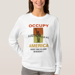 CAMISETA OCCUPY AMÉRICA MANTENHA A CHAMA QUEIMANDO!